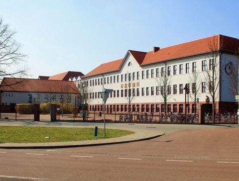 Ansicht des Walter Gropius Gymnasiums in Dessau