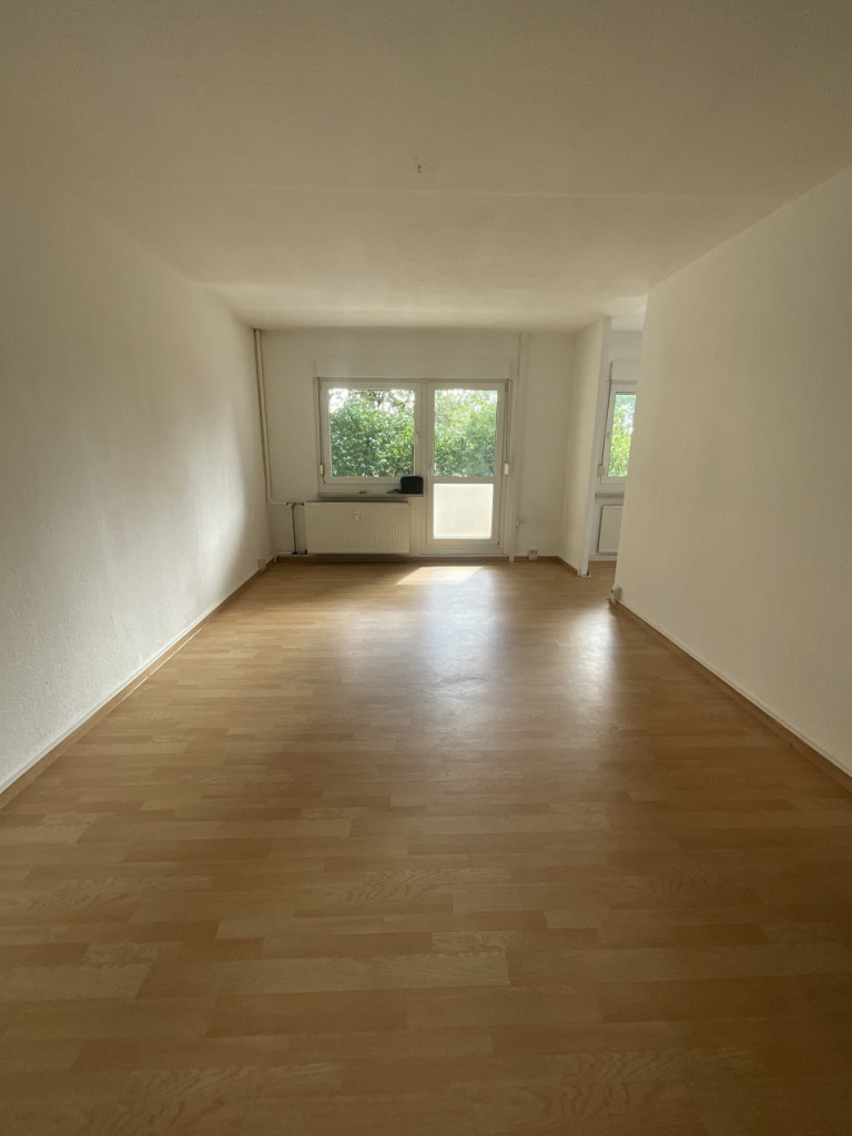 1-Raum-Wohnung in Dessau-Alten mit Balkon
